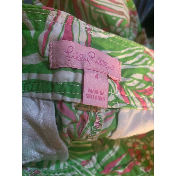 Lilly Pulitzer Callahan Green Bean Walsh shorts size 4 - Picture 3 of 3